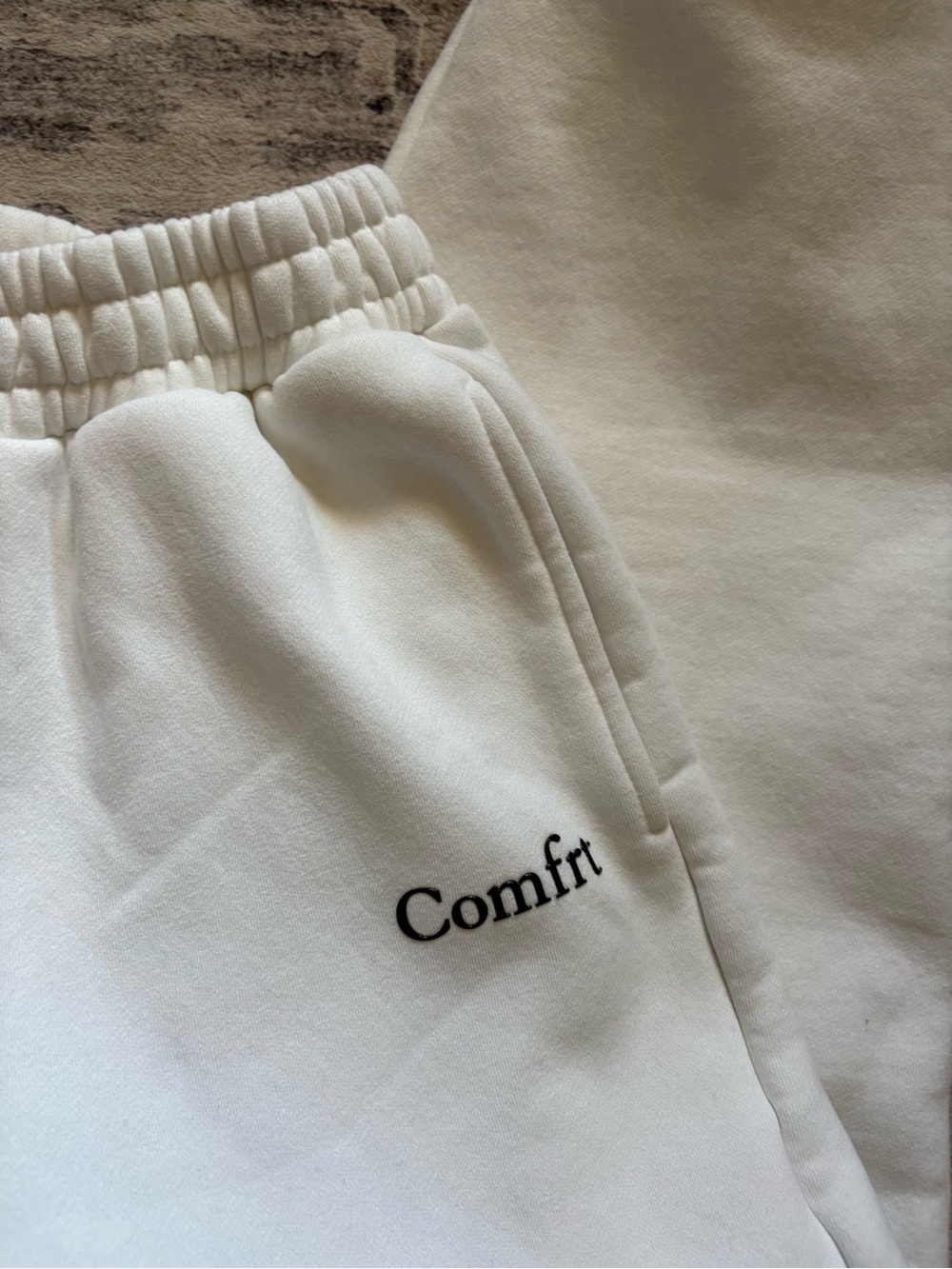 Comfrt cloud sweatspants size S in show white - Picture 7 of 10